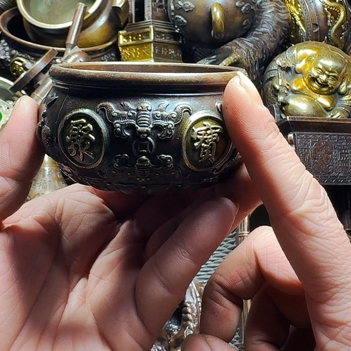 铜器摆件收收藏藏