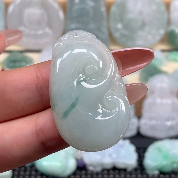 颈饰未镶嵌翡翠如意