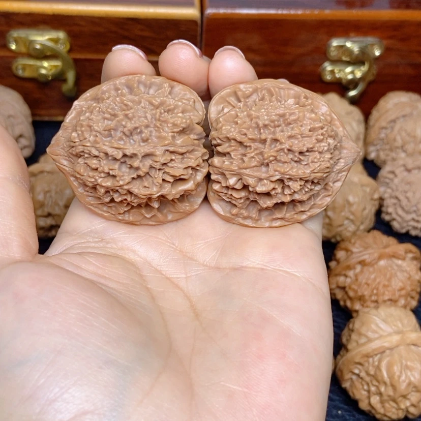 【闪购商品】文玩核桃吊坠用****3满天星40