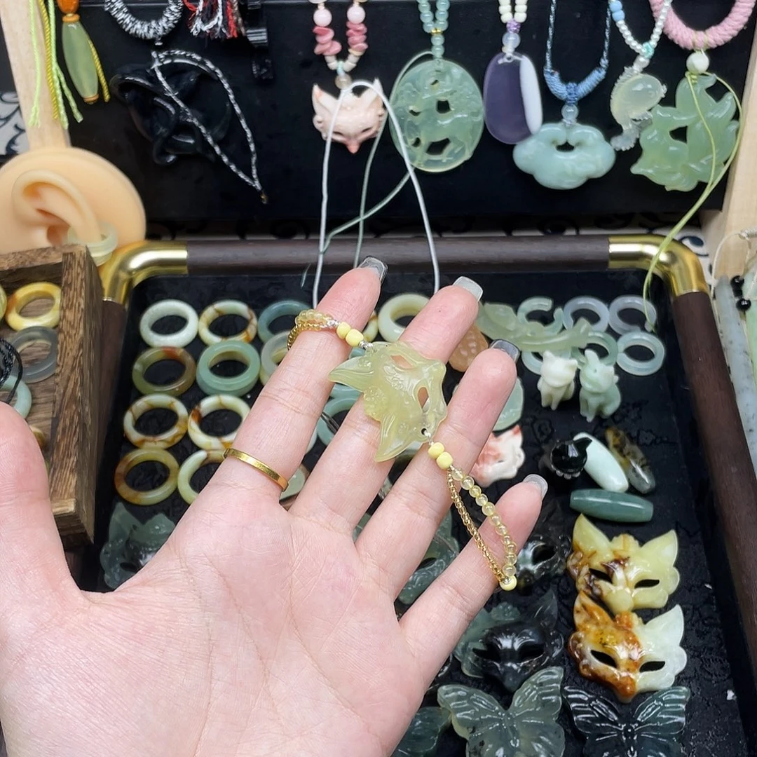 蛇纹石玉未镶嵌颈饰福利