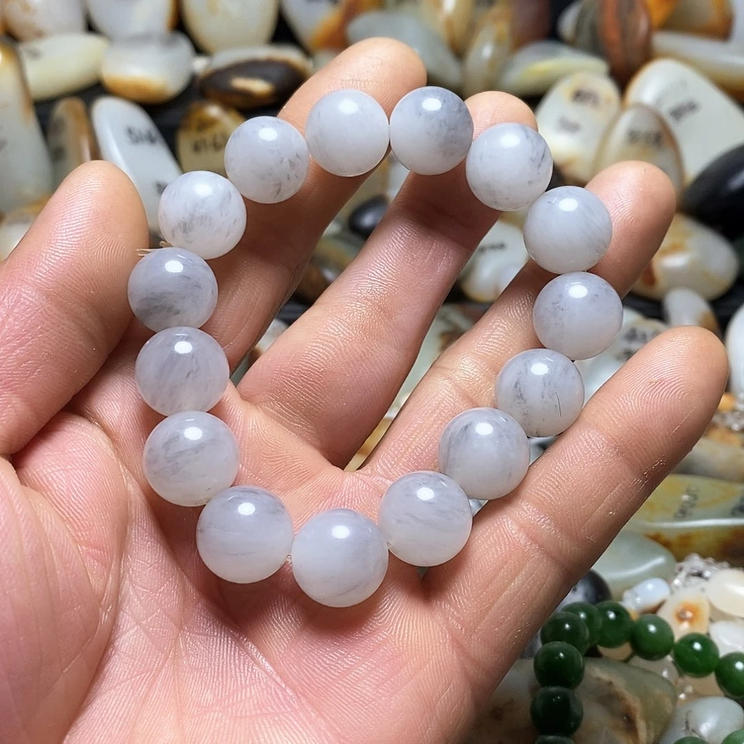 和田玉颈饰未镶嵌手串