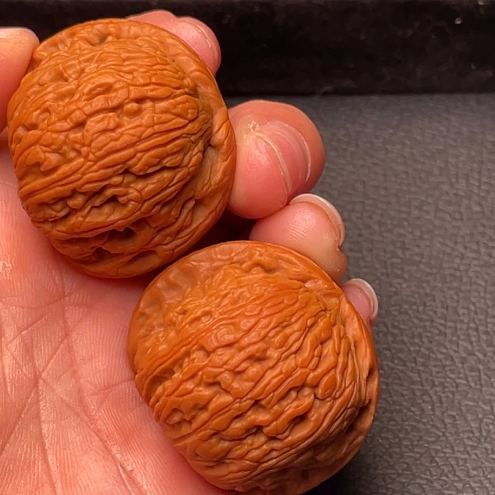 文玩核桃吊坠秦岭野生核桃