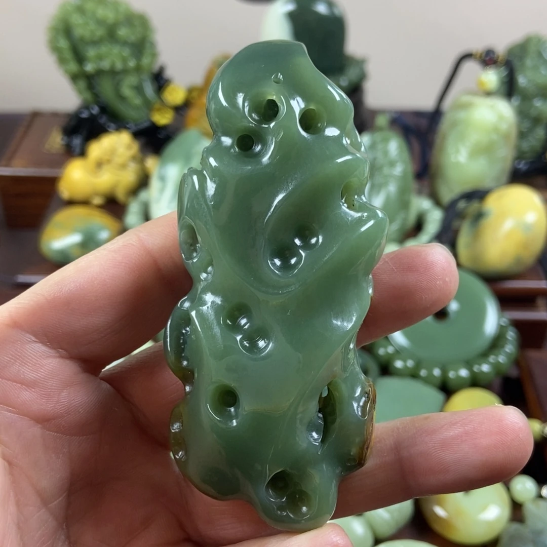 岫岩河磨玉（透闪石质玉）未镶嵌珠宝奇石