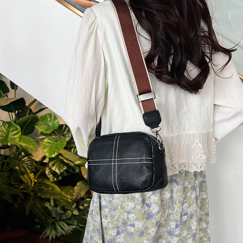 高级感小众设计宽肩带斜挎包包女2024时尚百搭休闲通勤单肩包潮