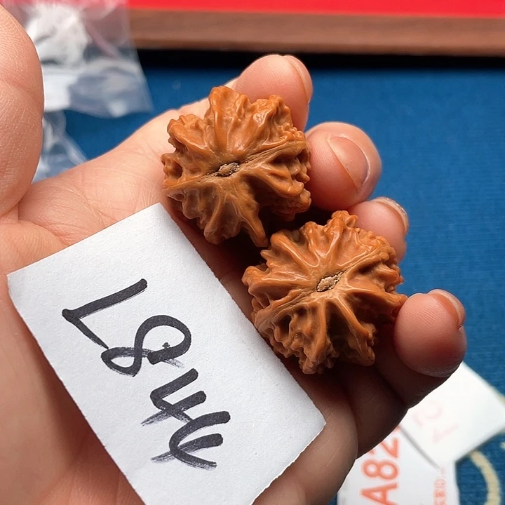 文玩核桃把件霸王