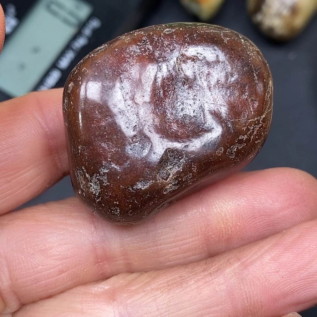 和田玉未镶嵌珠宝奇石