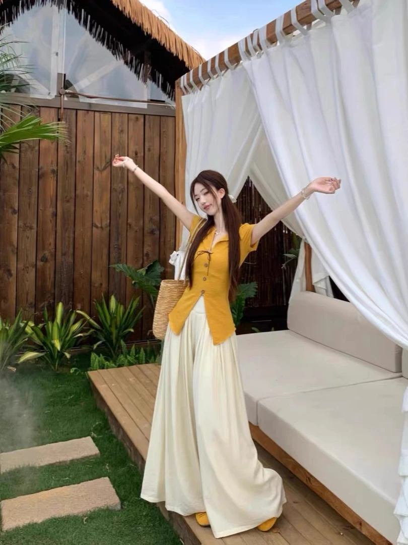 甜美风套装黄色开叉短袖T恤显瘦套装女夏季杏色休闲阔腿裤两件套