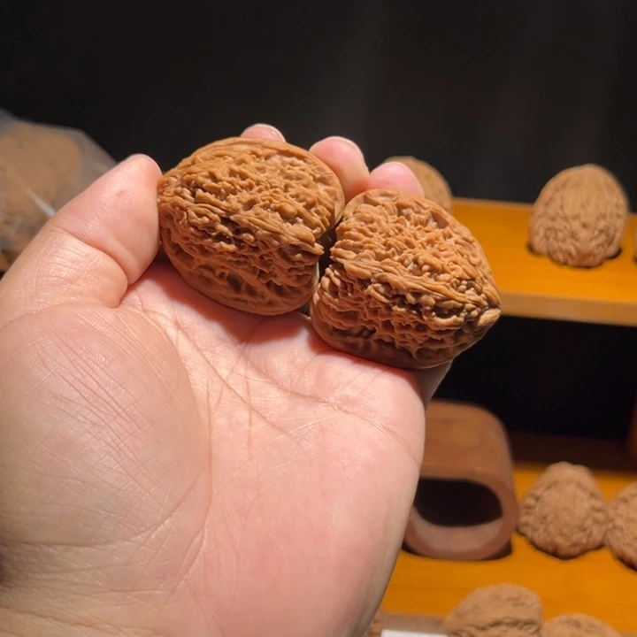 酷***桃41尺寸高炮南将石