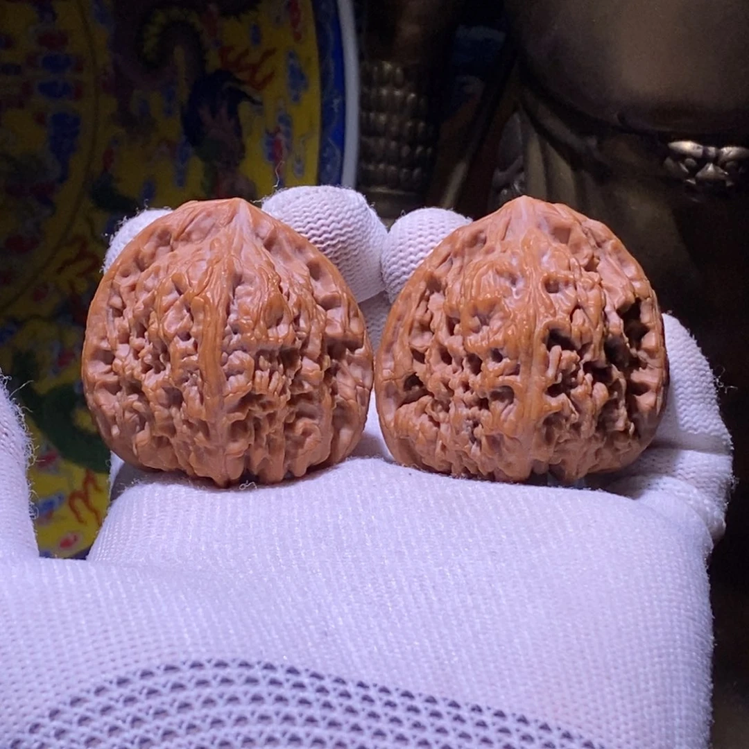 文玩核桃把件全品43 43 41红皮南疆石