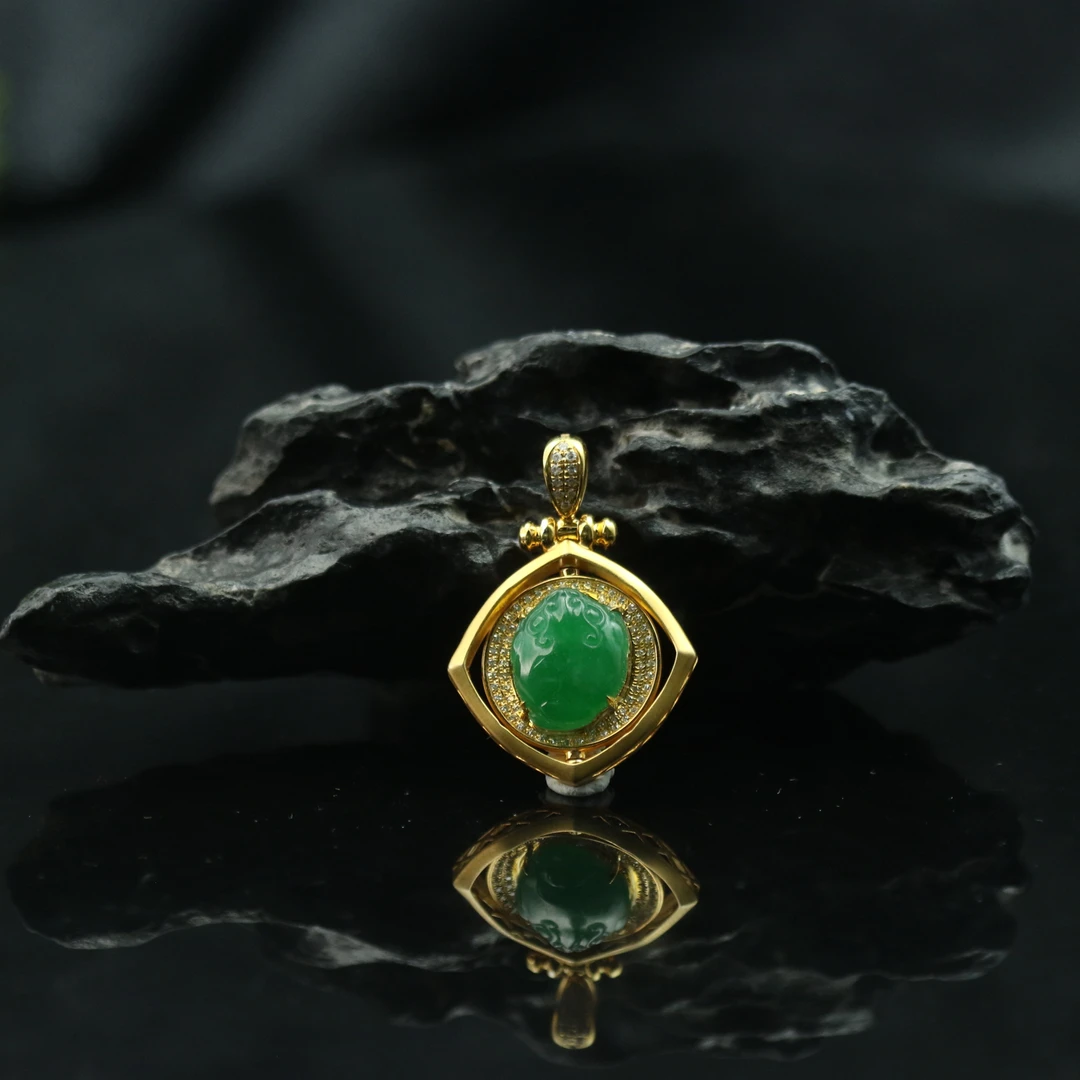 22天然缅甸翡翠A货18k吊坠/900131/上海嘉禾拍卖