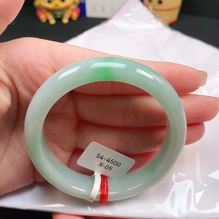 翡翠未镶嵌手镯缅甸天然A货翡翠