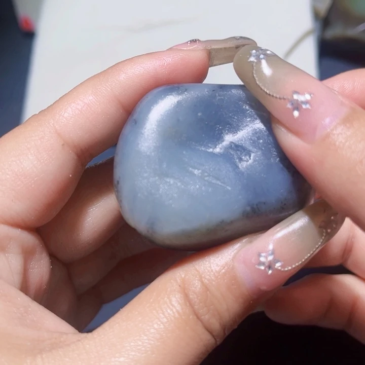 和田玉（糖玉）未镶嵌珠宝奇石