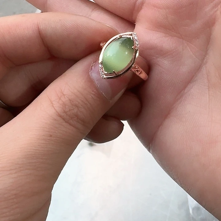 和田玉戒指银S925镶嵌柠**?
