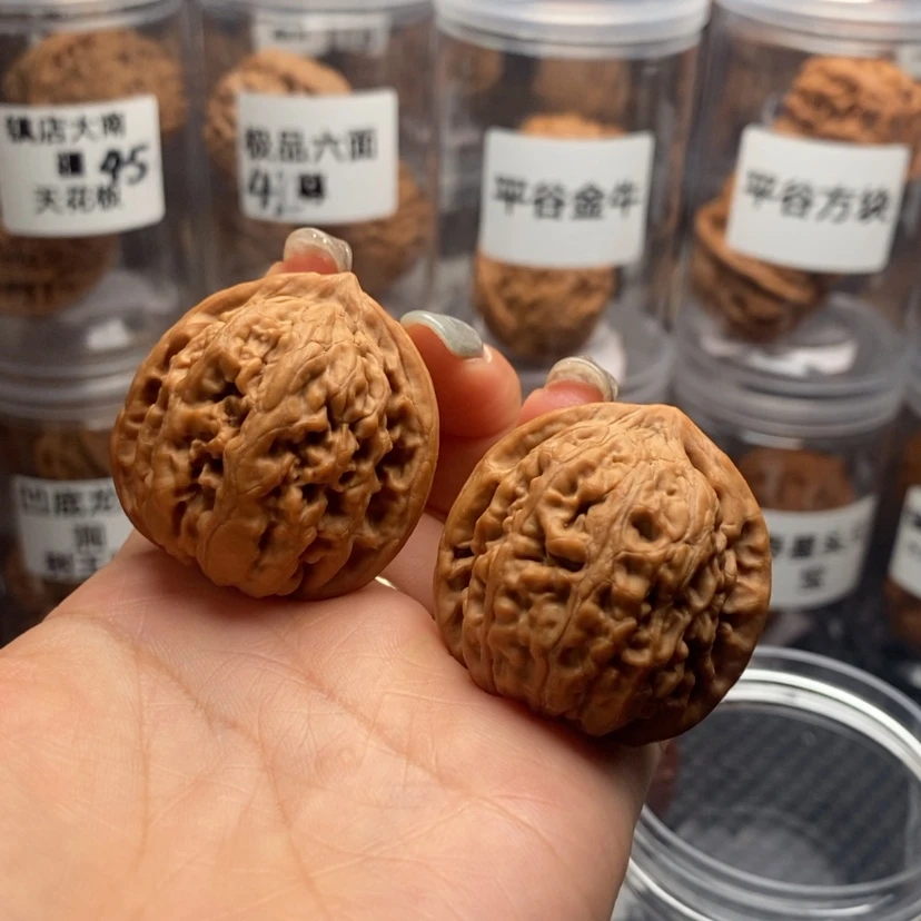 【闪购商品】文玩核桃吊坠凤凰台35