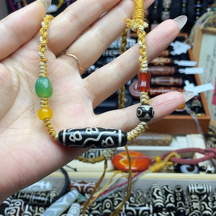 玛瑙/玉髓合金颈饰