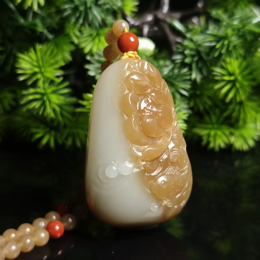 lot6423 连年有余 和田玉糖白玉 51.3*33*16.5mm 67.7g