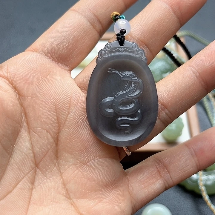 【闪购商品】颈饰未镶嵌和田玉