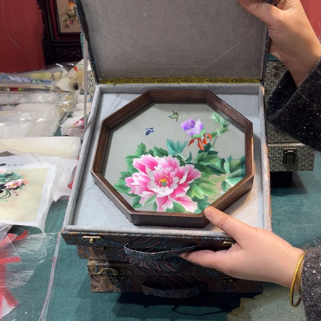 奥***多织绣纯手工制作方法大全集