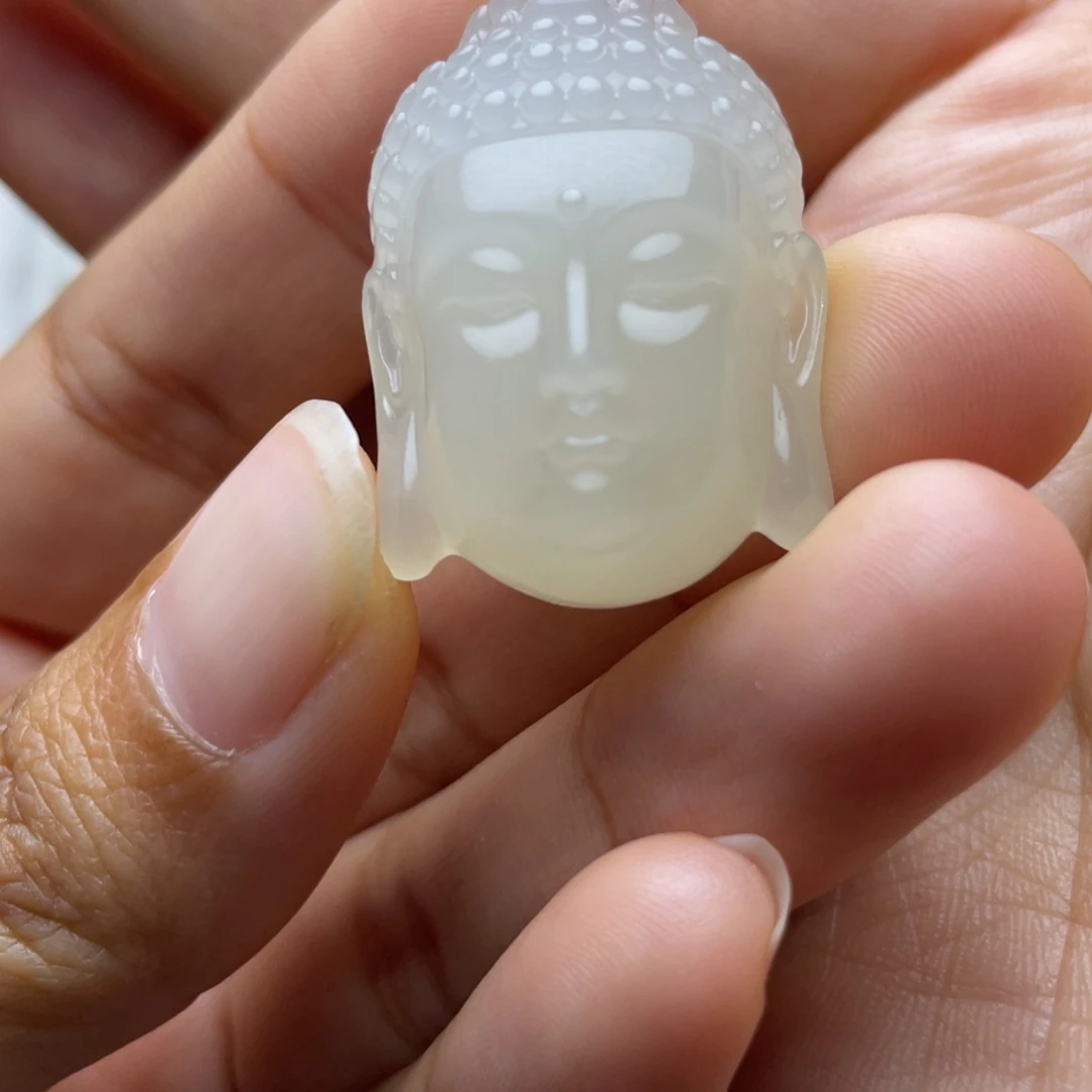 葳***光和田玉未镶嵌吊坠(不含链)