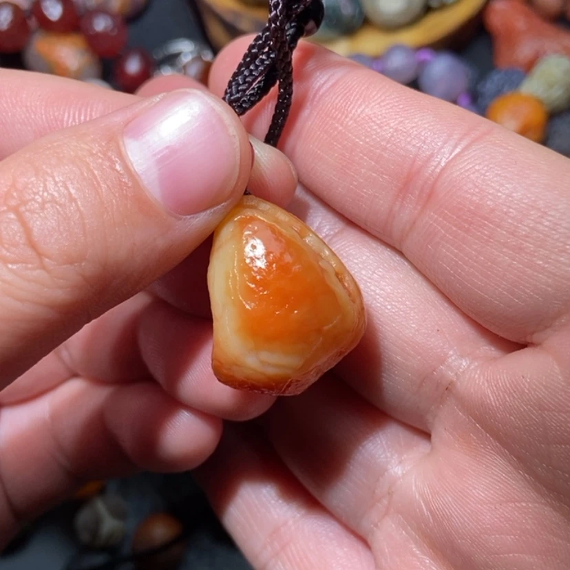 【闪购商品】玛瑙/玉髓项圈合金蝶**飞