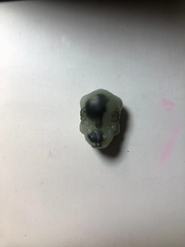 和田玉青花貔貅吊坠