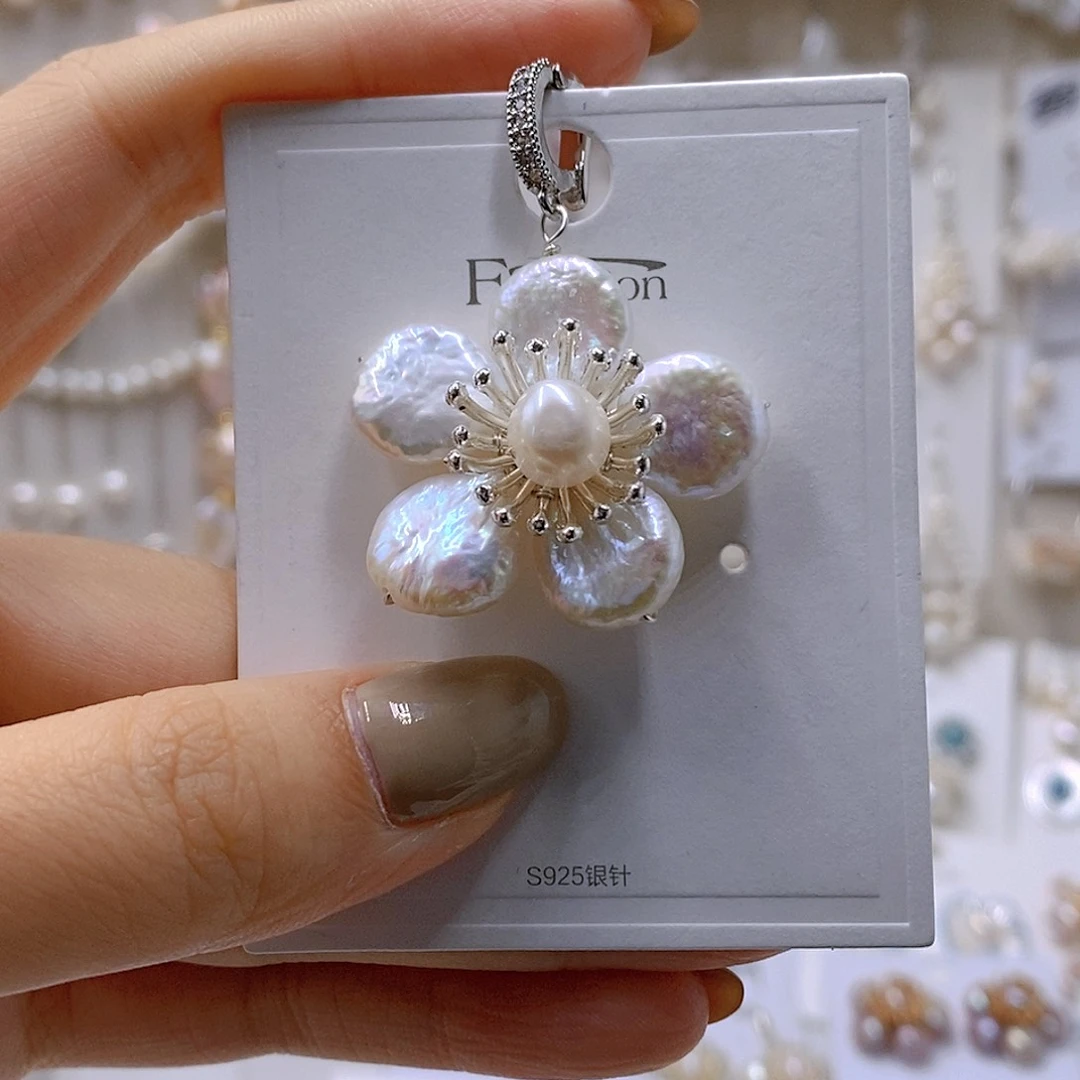 颈饰银S925镶嵌淡水珍珠