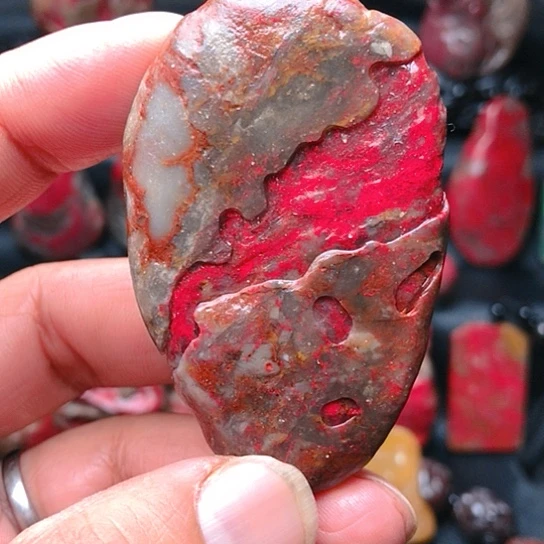 昌化石昌化鸡血石原石