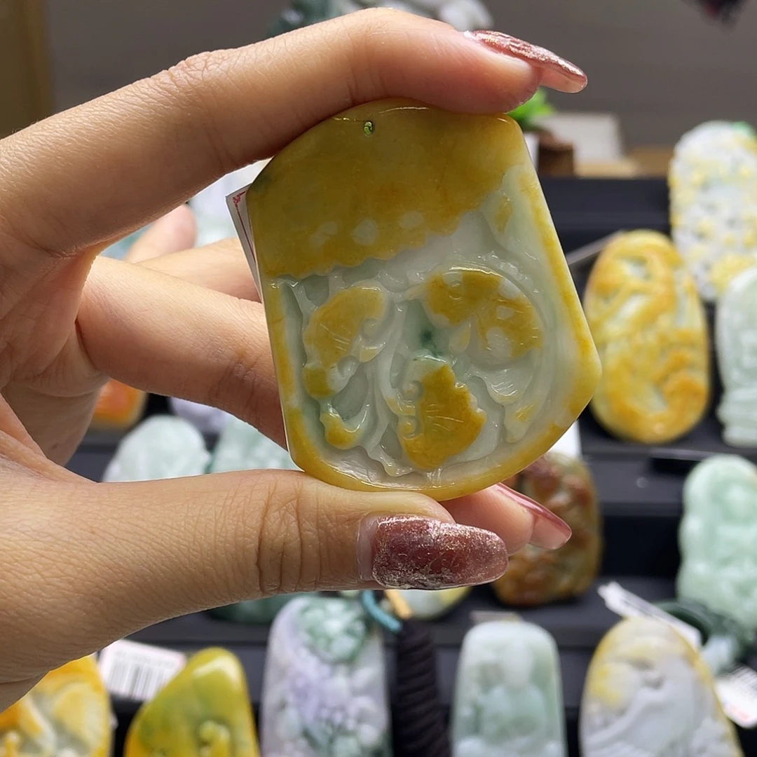 翡翠吊坠(不含链)未镶嵌