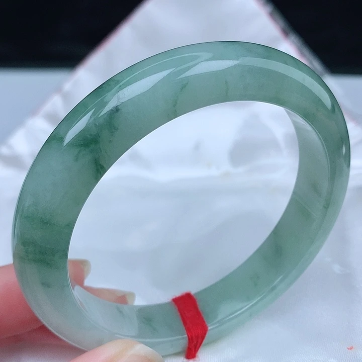 未镶嵌手镯翡翠天然