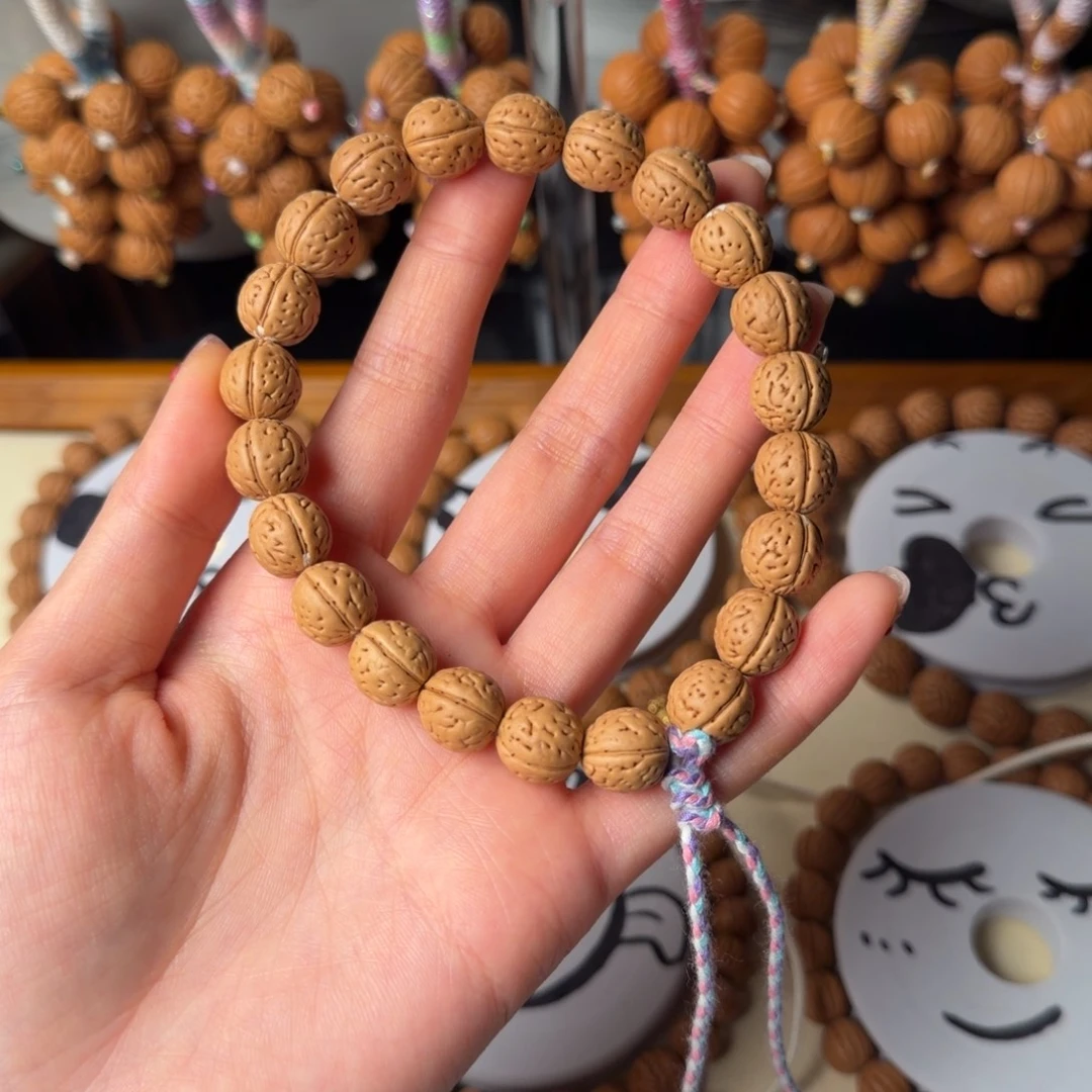 h***o野生小肥脐小气球