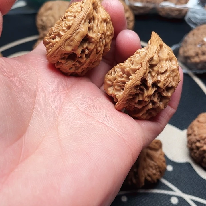 文玩核桃把件官帽蛇头