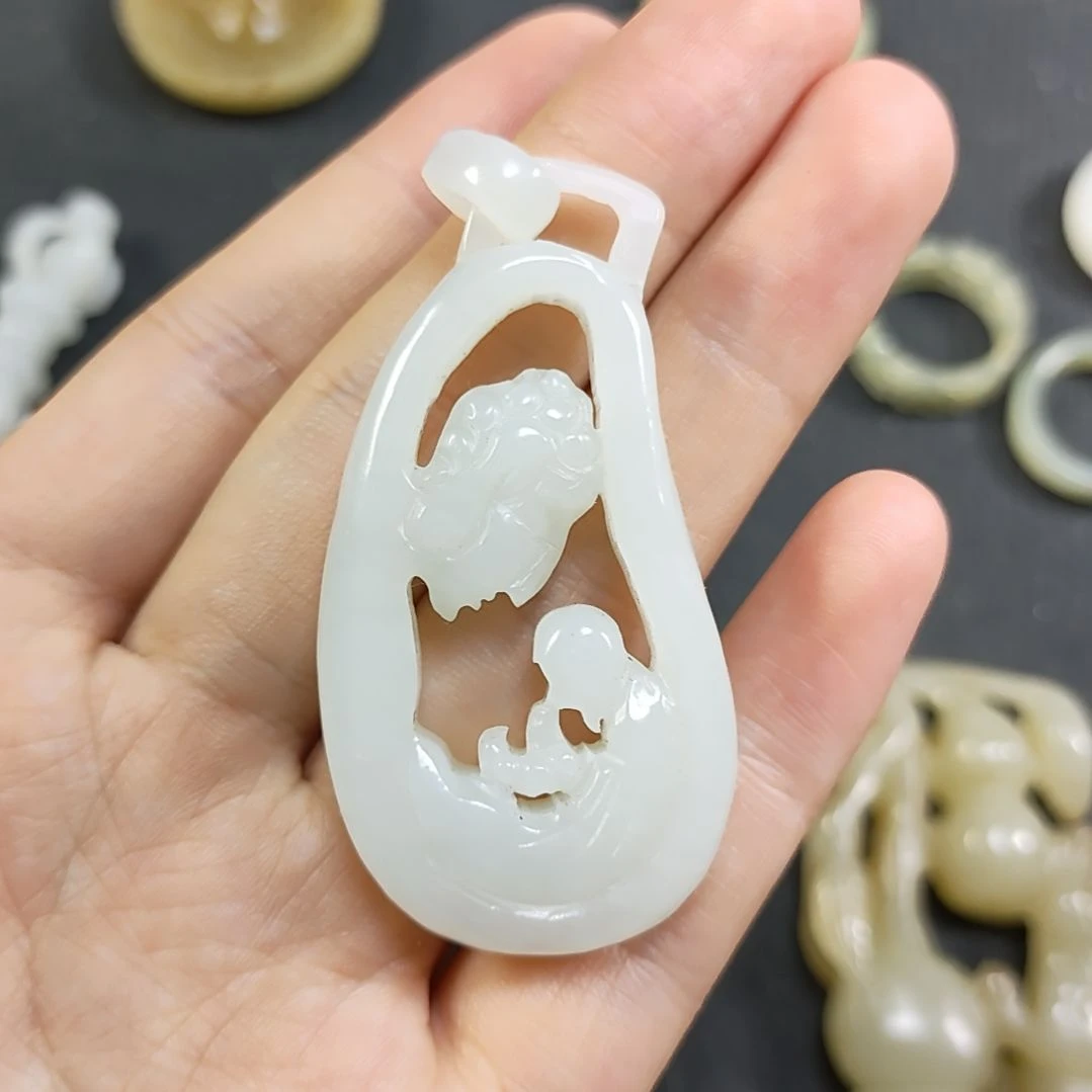 和田玉未镶嵌颈饰