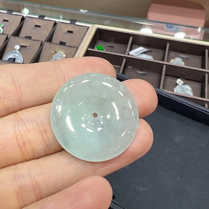 翡翠未镶嵌颈饰吊坠