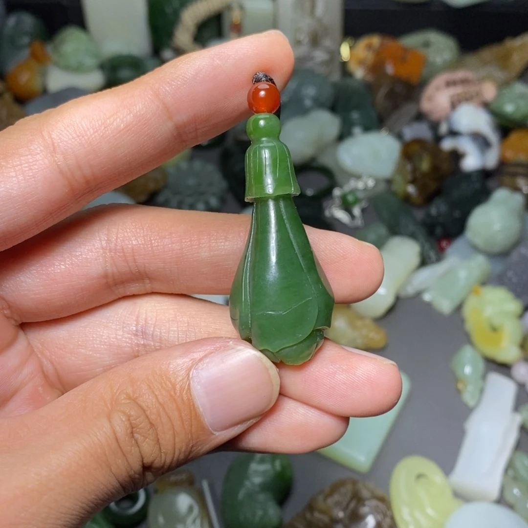 颈饰未镶嵌和田玉