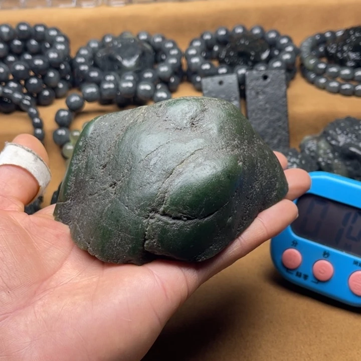 路***&和田玉未镶嵌把件