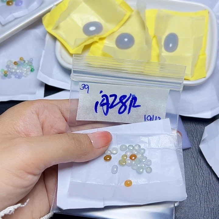 未镶嵌定制翡翠不