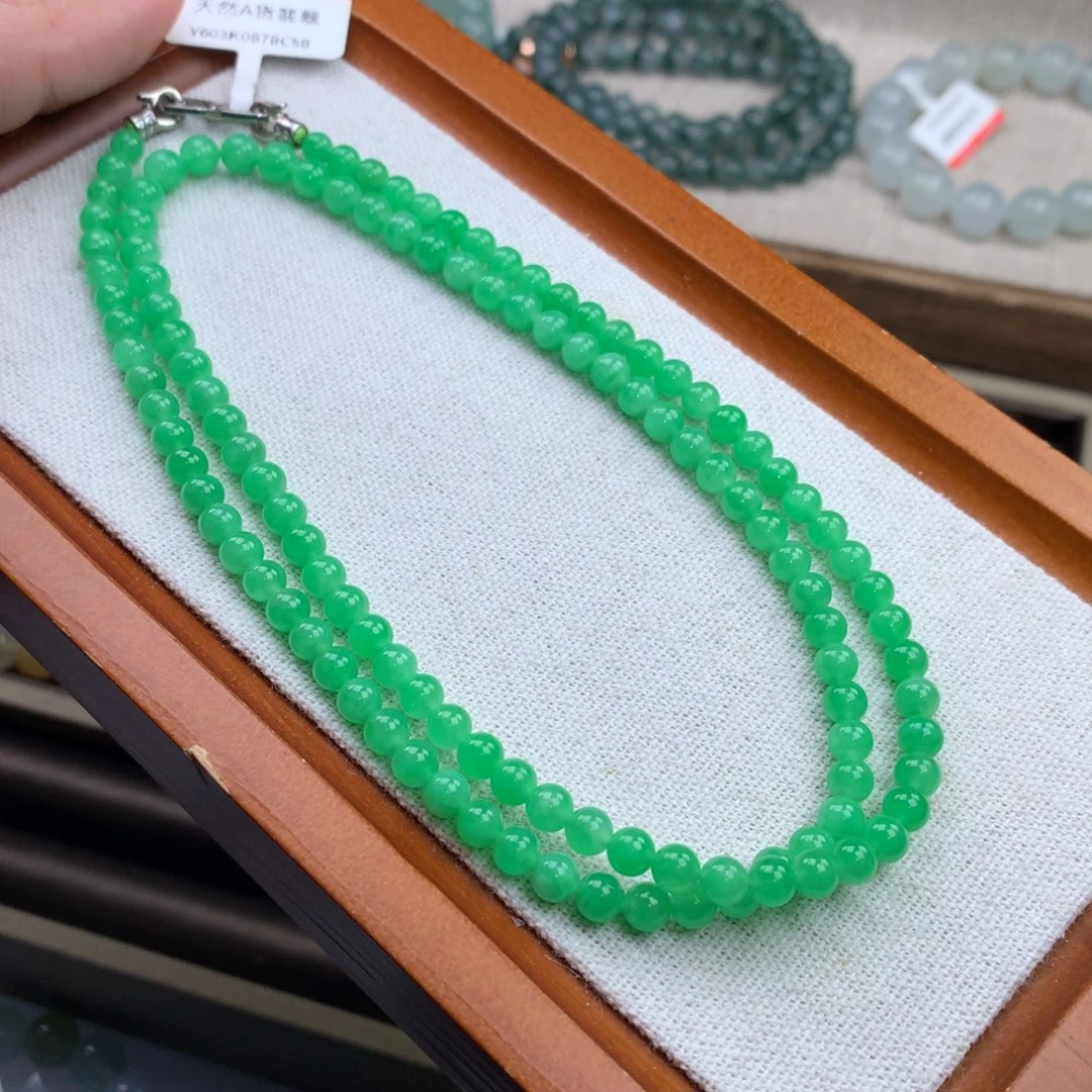 翡翠未镶嵌手链果阳绿长链，性价比