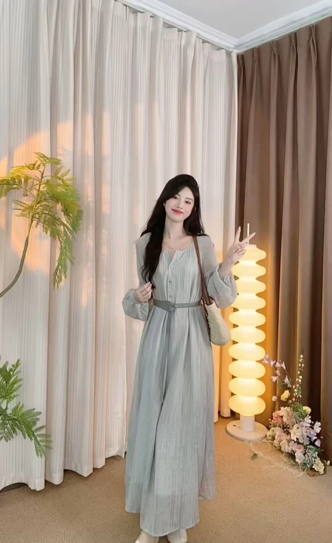 AN.XIN【清冷感少女】法式高级感 小众宽松通勤好穿连衣裙1559