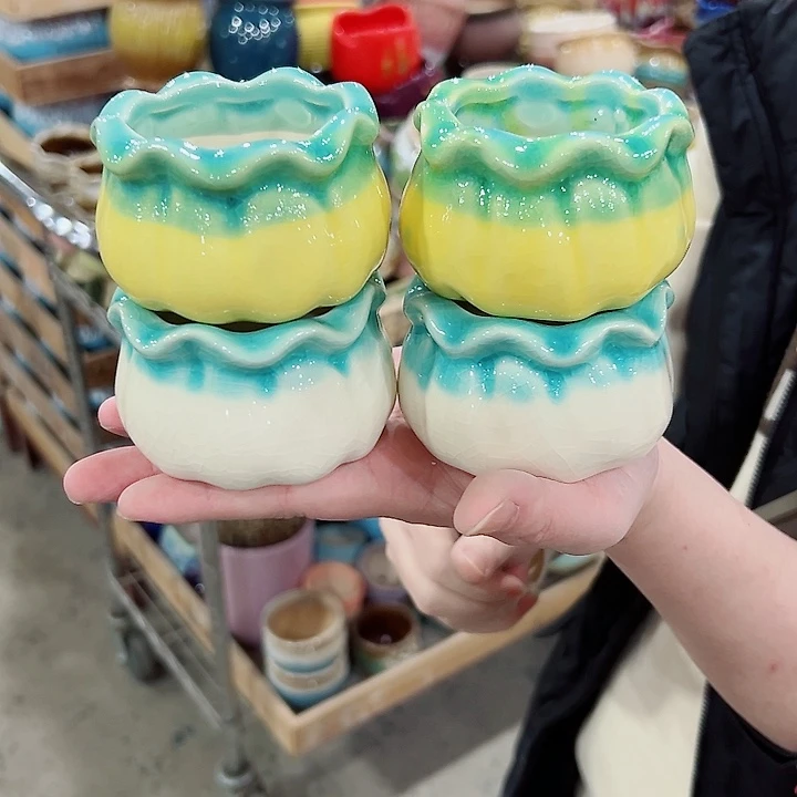 有孔.凑满10元发货多肉陶瓷花盆！