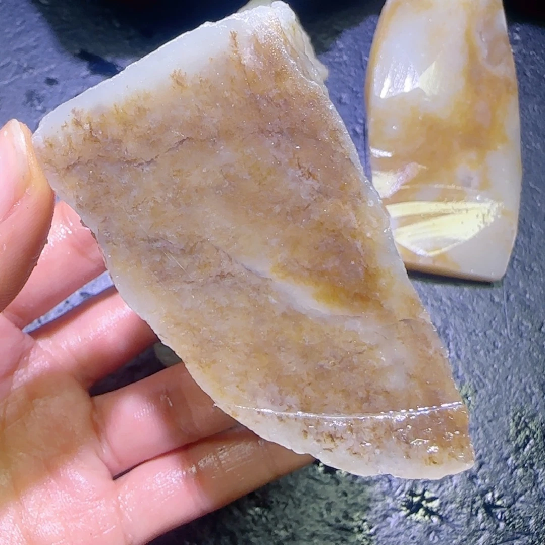 和田玉未镶嵌珠宝半成品