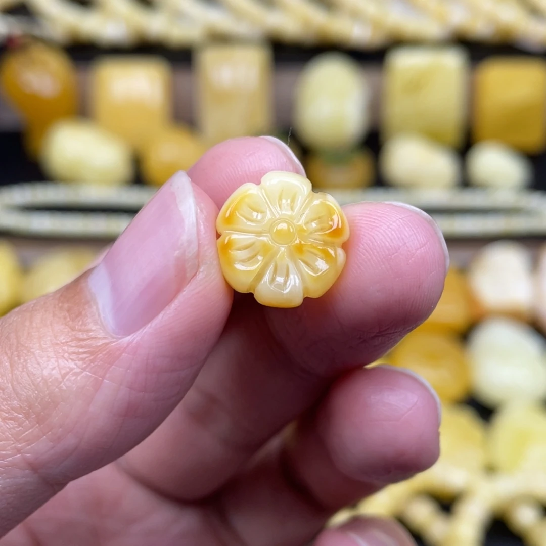 琥珀未镶嵌裸石琥珀蜜蜡