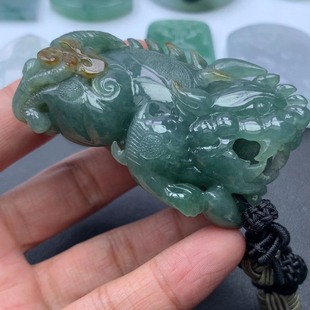 翡翠颈饰未镶嵌价****究缅甸天然A货翡翠