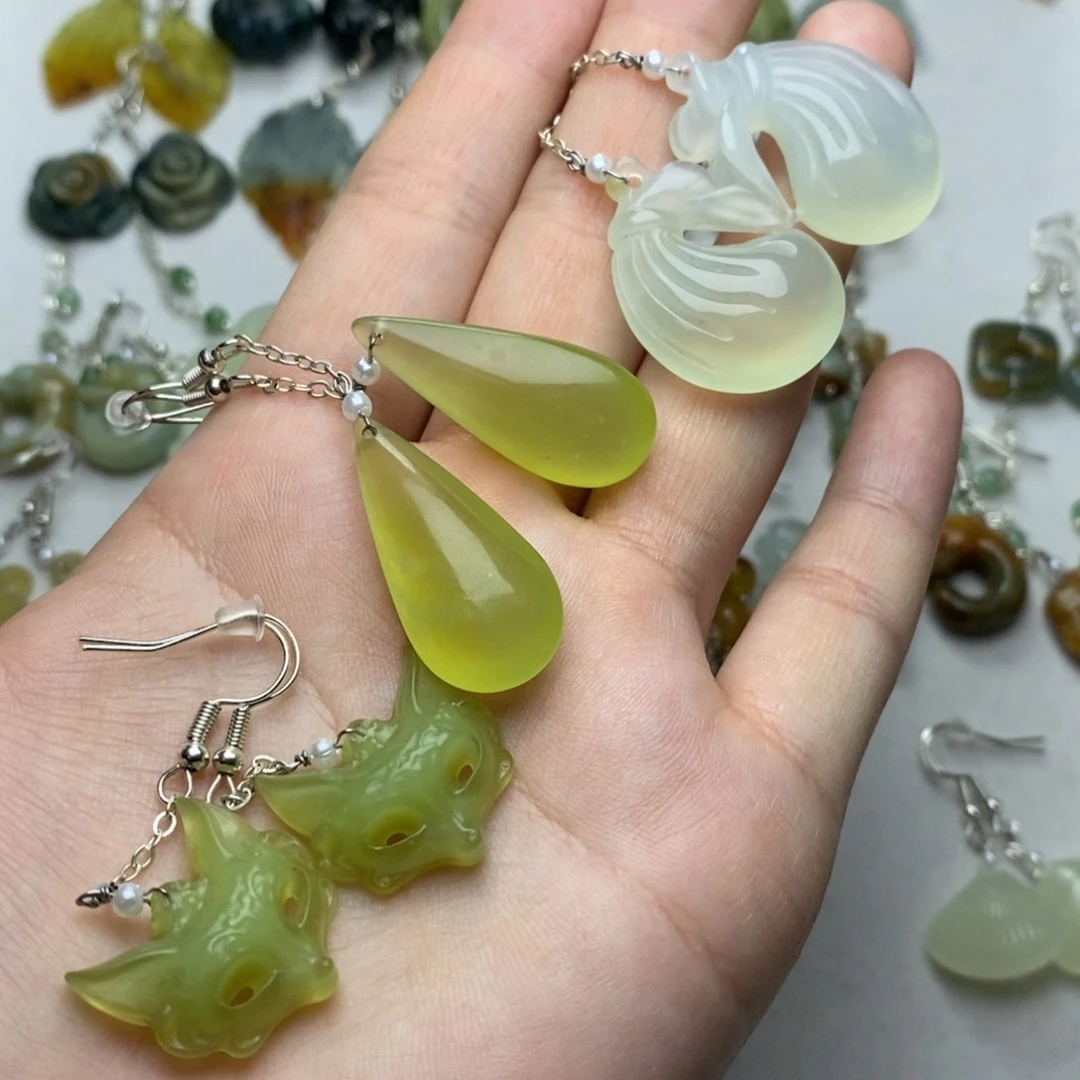 太***到蛇纹石玉未镶嵌耳饰/颈饰