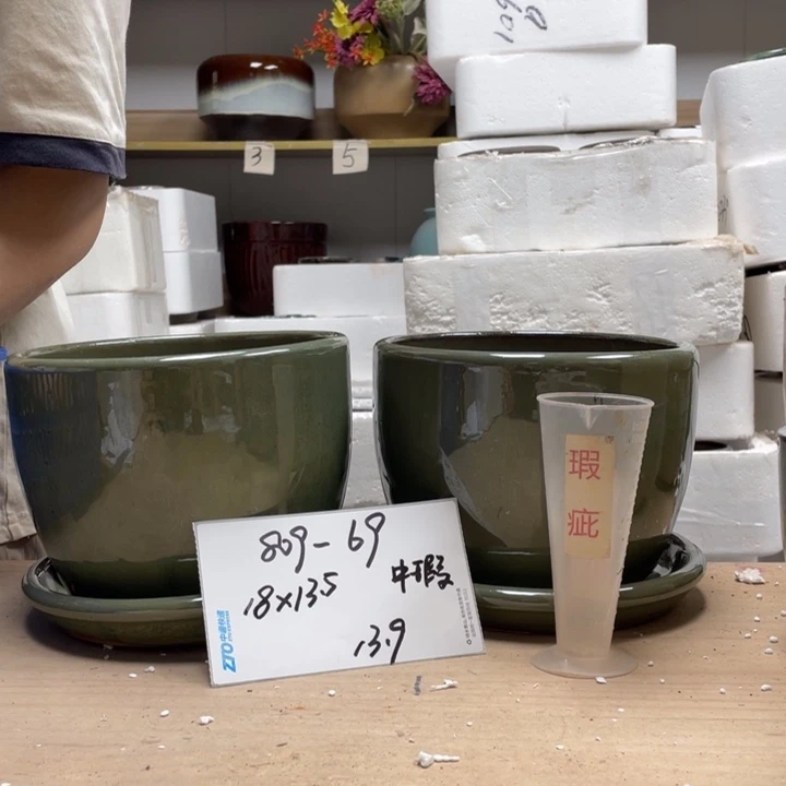 二***七粗陶多肉花盆微瑕69