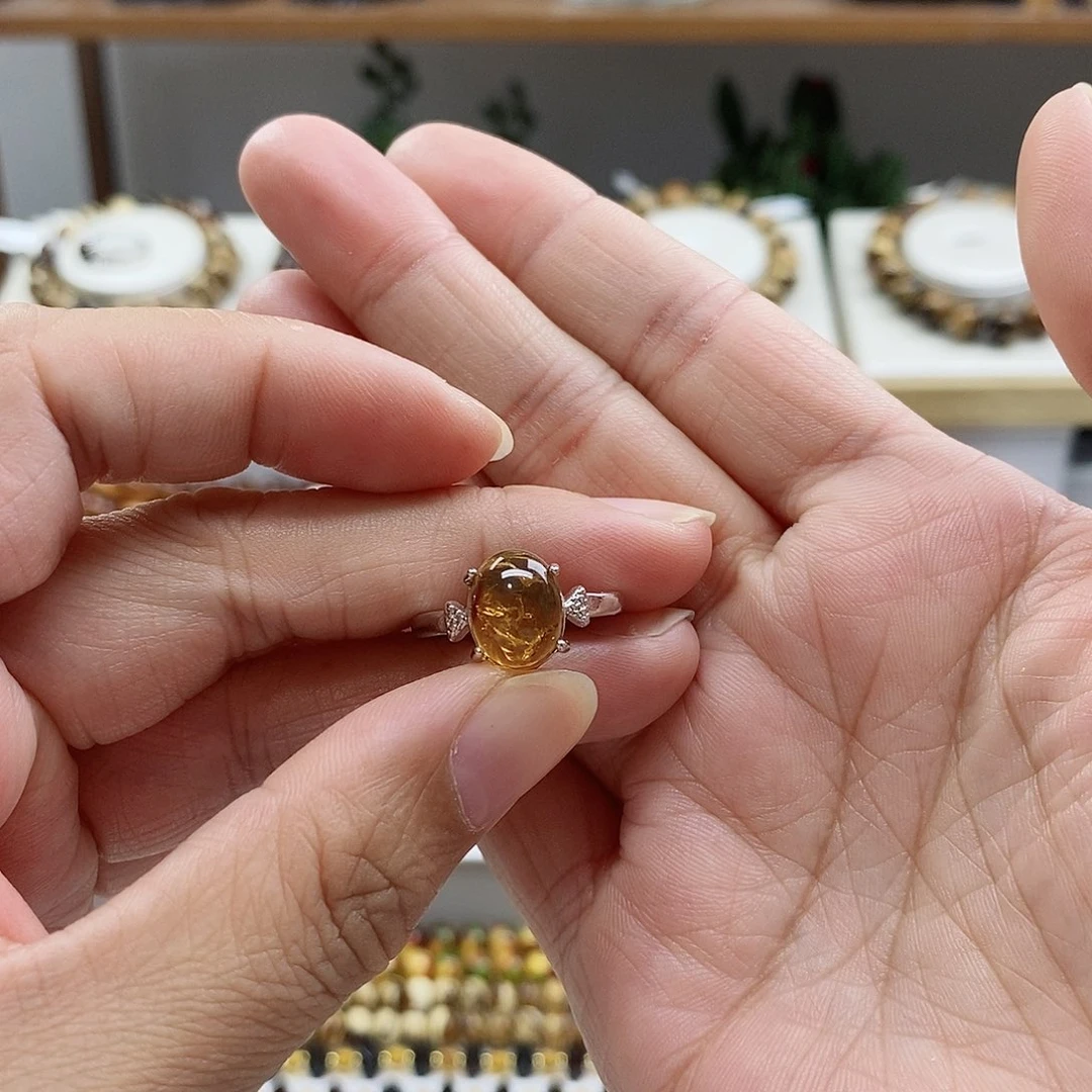 未镶嵌琥珀裸石戒指