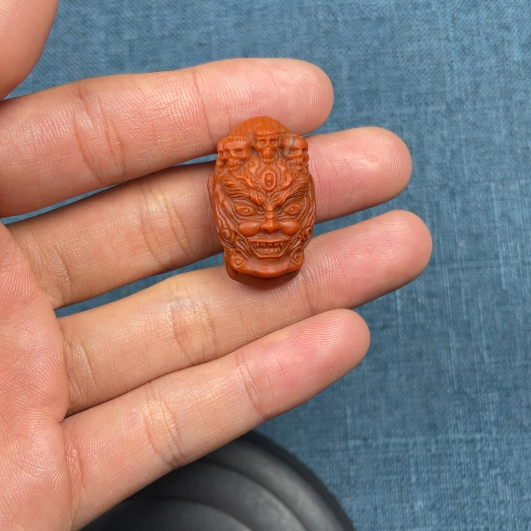 未镶嵌配饰南红玛瑙