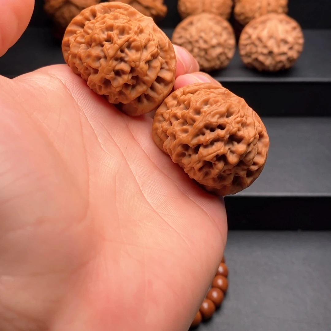 桃核把件40尺秦闷