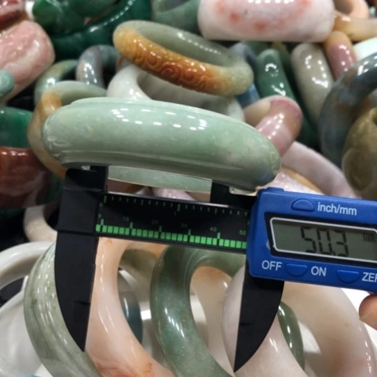 未镶嵌石英质玉珠宝半成品20