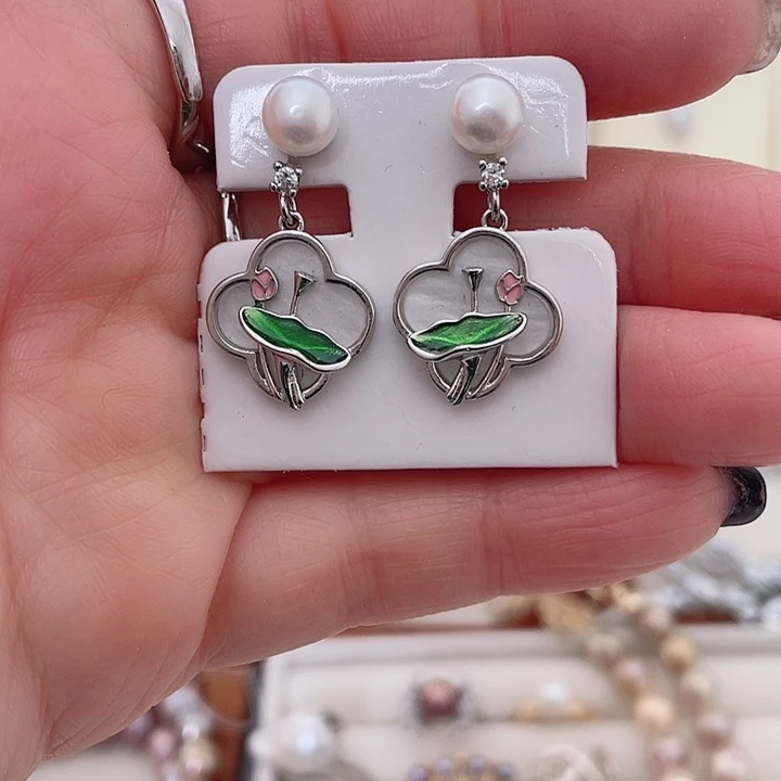 淡水珍珠耳饰合金立体荷叶银针耳环