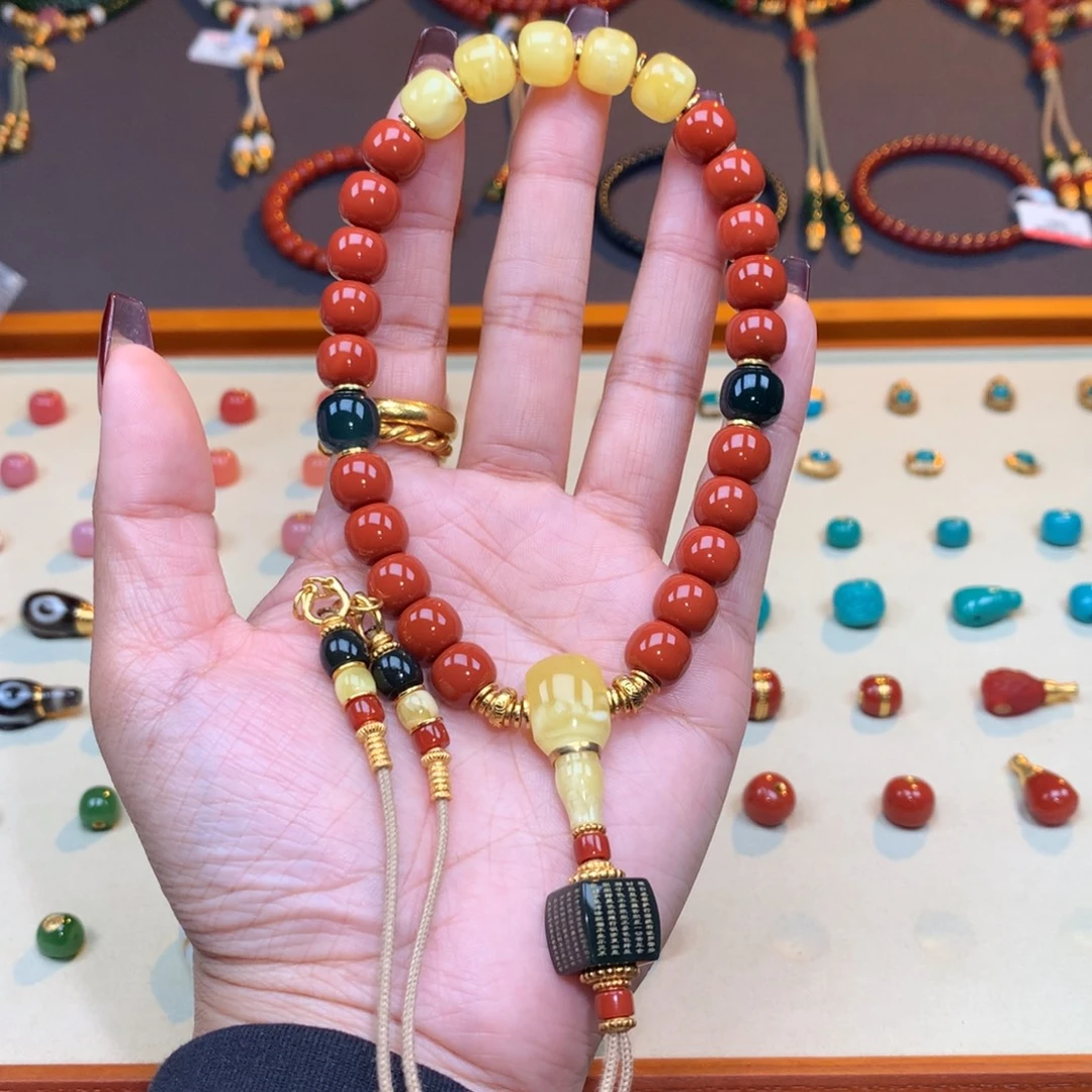 南红玛瑙未镶嵌颈饰